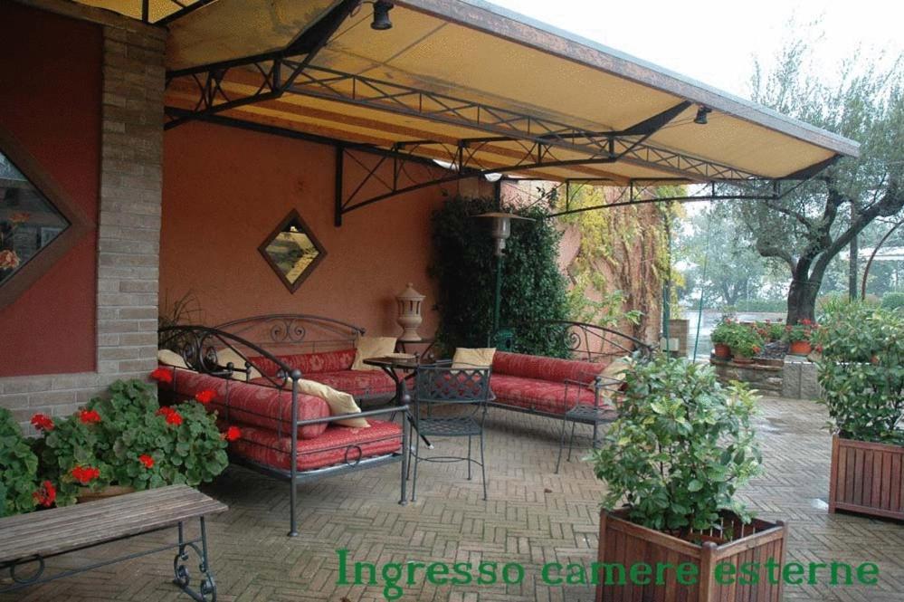 B&B Oasi Villaggio Marsciano Buitenkant foto